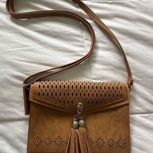 Elegant Tan Crossbody Bag